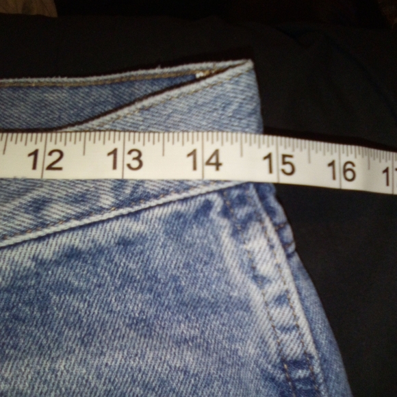 Rustler cut off jean shorts 30x34 - Picture 6 of 9